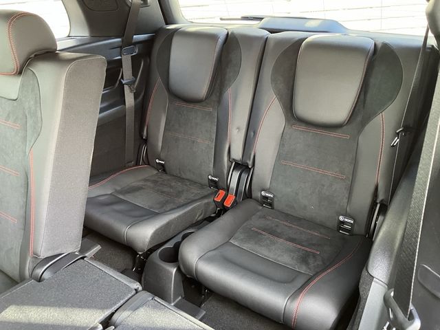 MERCEDES BENZ GLB