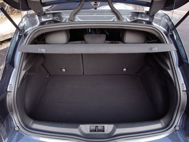RENAULT MEGANE hatchback