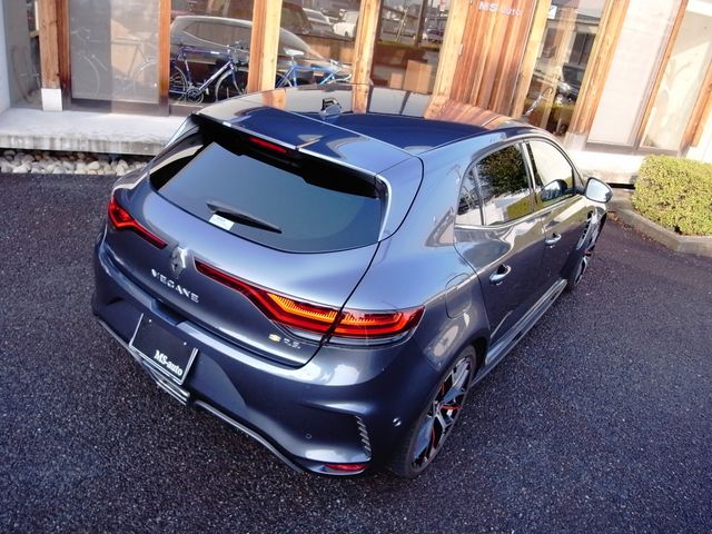RENAULT MEGANE hatchback