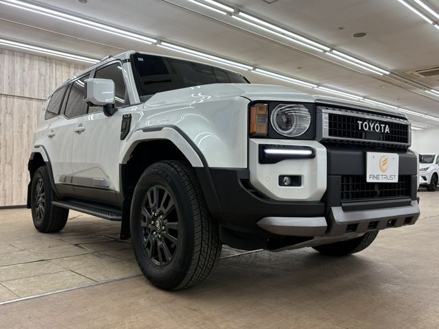 LANDCRUISER 250