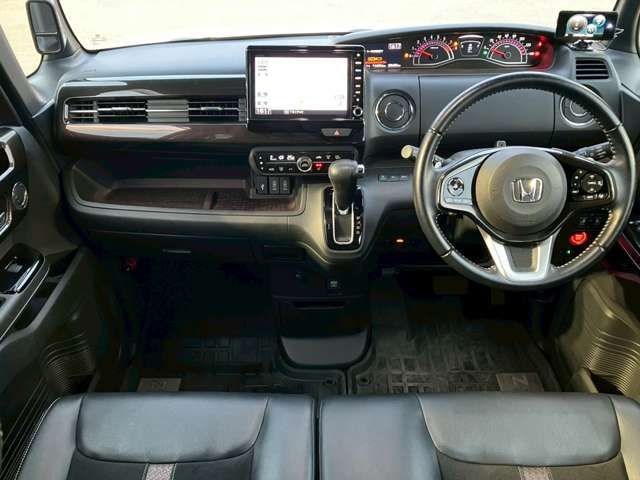 N-BOX CUSTOM 4WD