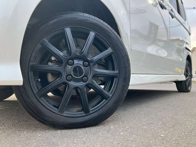 N-BOX CUSTOM 4WD