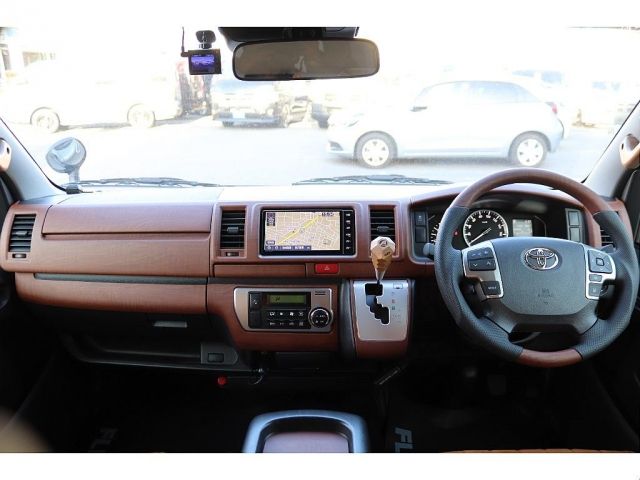 HIACE van 2WD