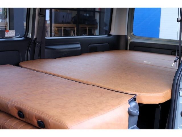 HIACE van 2WD