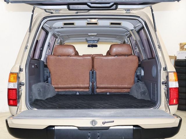 LANDCRUISER wagon