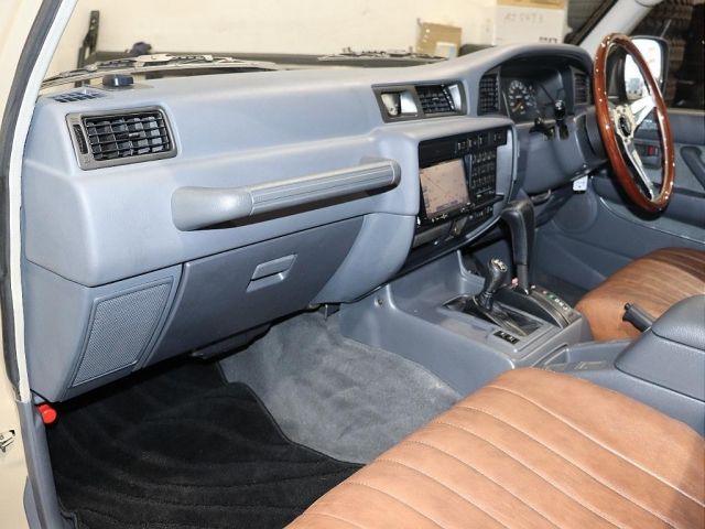 LANDCRUISER wagon
