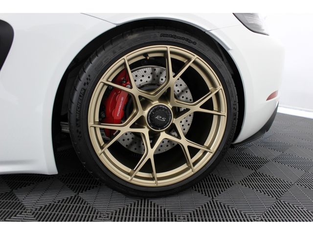 PORSCHE 718 Spyder