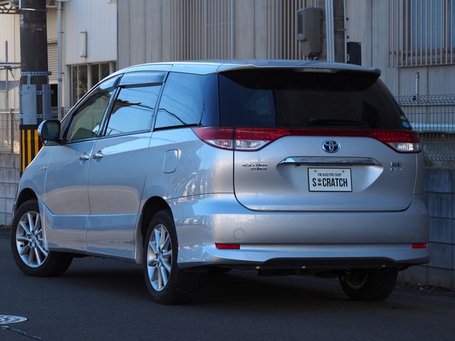 ESTIMA HYBRID 4WD