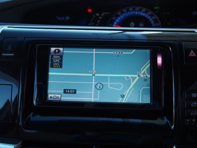 ESTIMA HYBRID 4WD