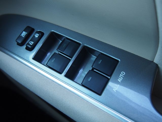 ESTIMA HYBRID 4WD