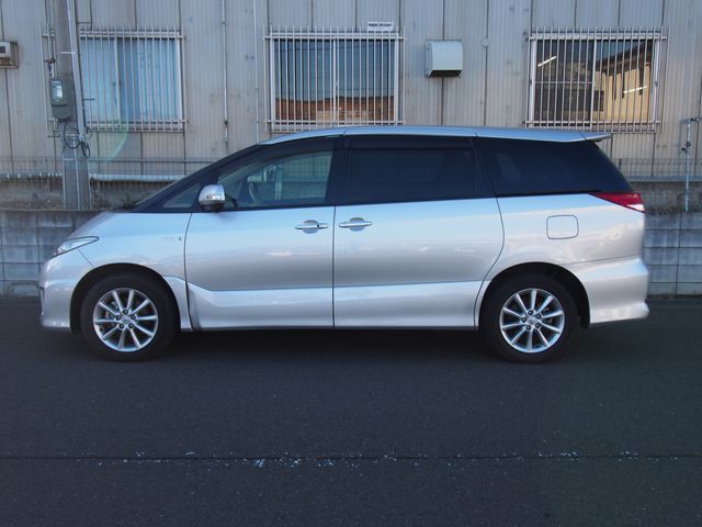 ESTIMA HYBRID 4WD