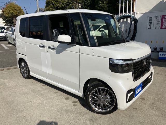 N BOX CUSTOM