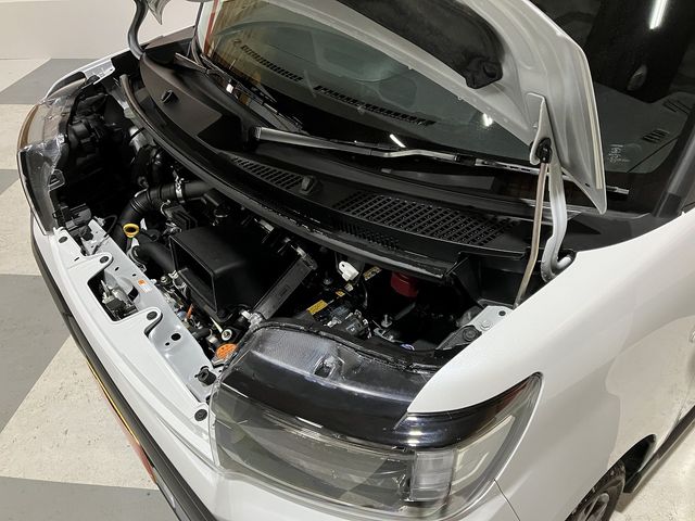 TANTO FAN CROSS 4WD