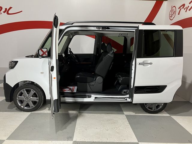 TANTO FAN CROSS 4WD