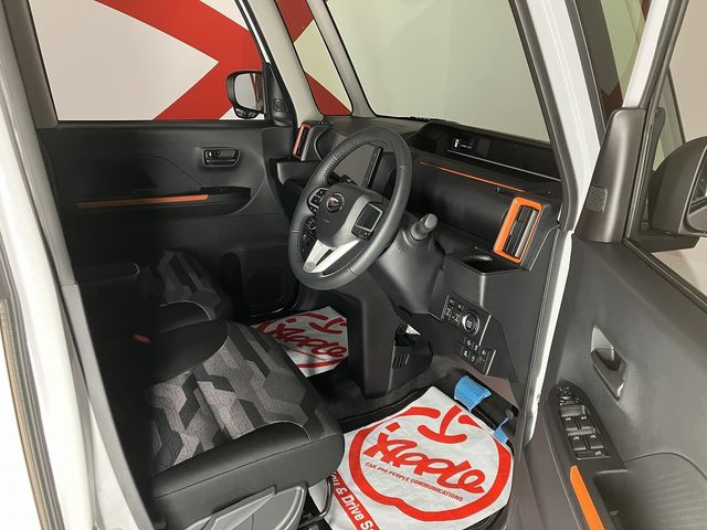 TANTO FAN CROSS 4WD