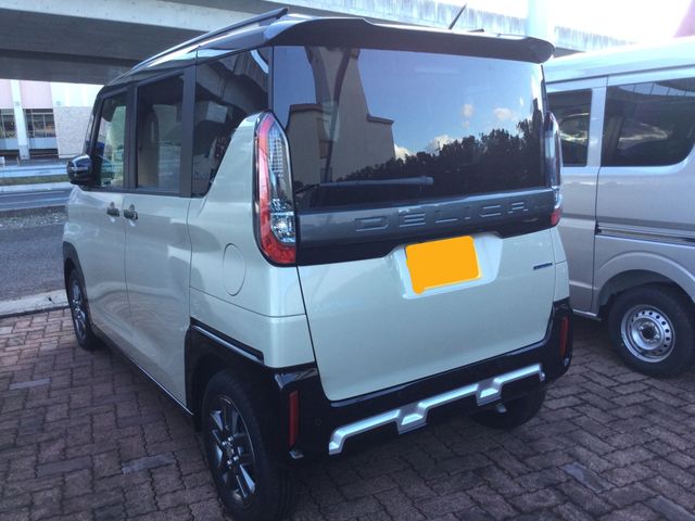 DELICA MINI