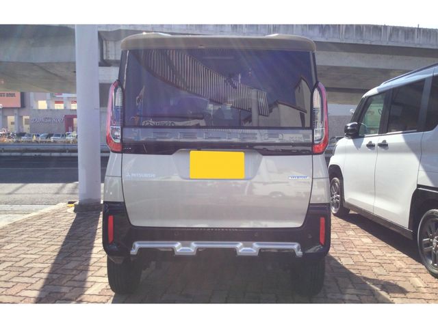 DELICA MINI
