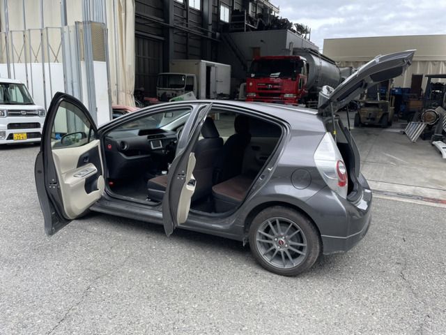 AQUA