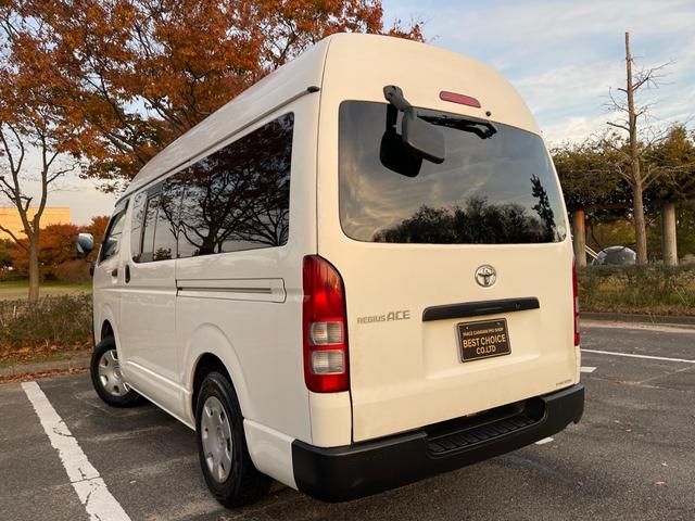 HIACE van 4WD