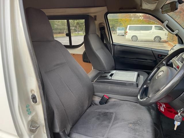 HIACE van 4WD
