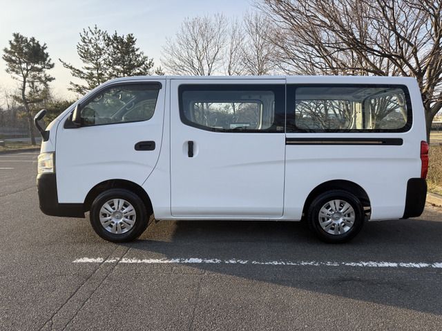 NV350 CARAVAN 4WD
