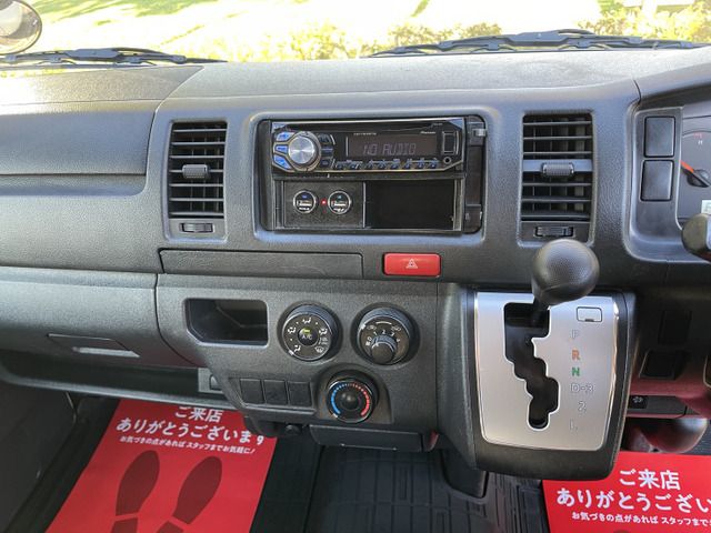 HIACE van 4WD