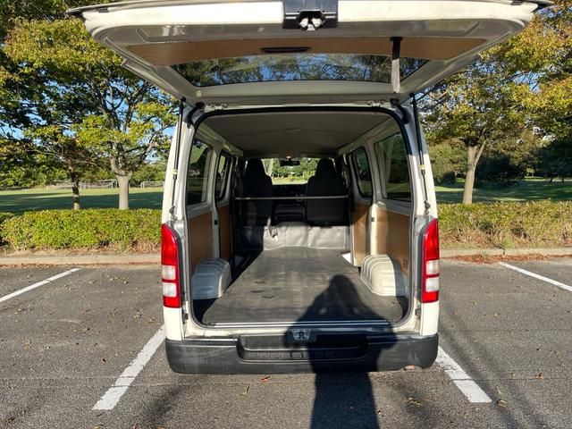 HIACE van 4WD