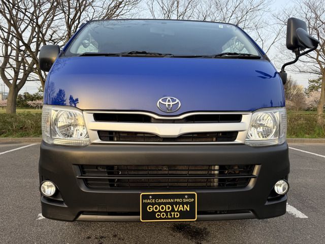 HIACE van 4WD
