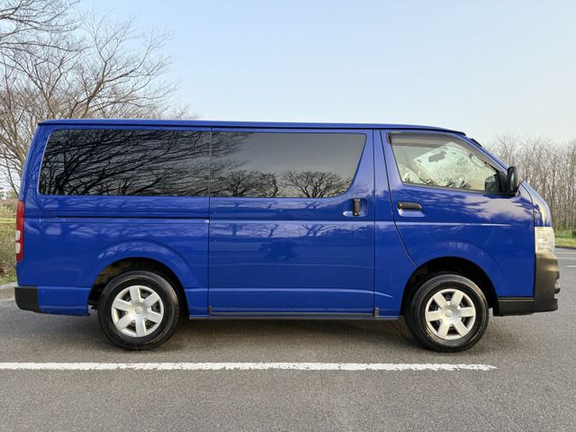 HIACE van 4WD
