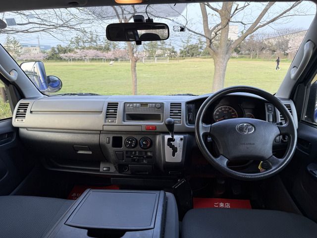 HIACE van 4WD