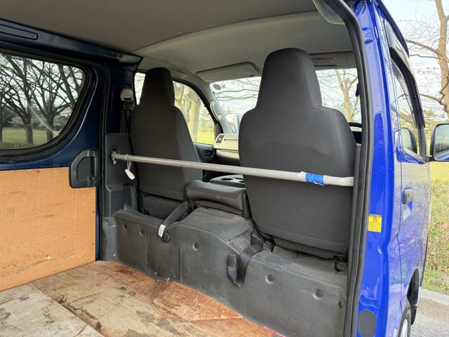 HIACE van 4WD