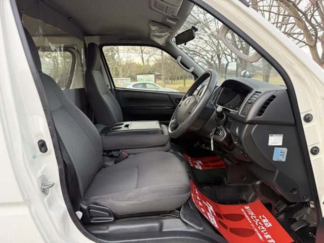 HIACE van 4WD