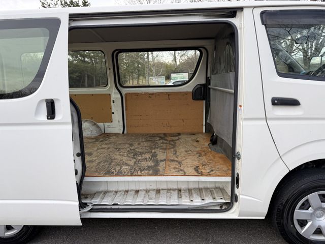 HIACE van 4WD