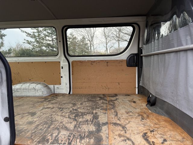 HIACE van 4WD