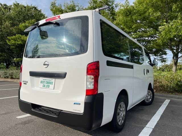 NV350 CARAVAN 4WD
