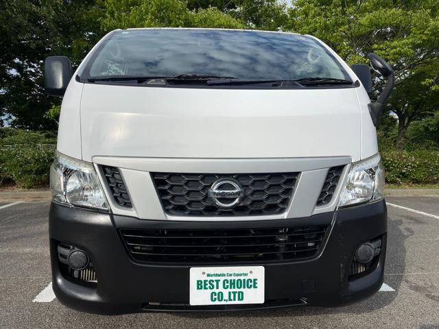 NV350 CARAVAN 4WD