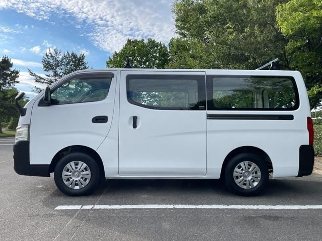 NV350 CARAVAN 4WD