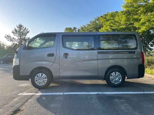 NV350 CARAVAN 4WD