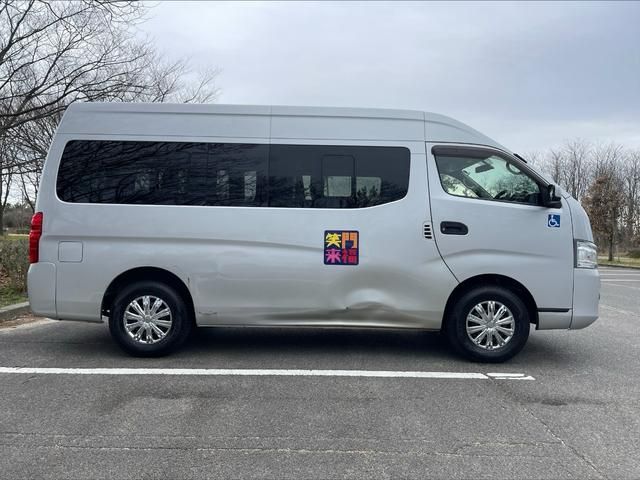 NV350 CARAVAN 4WD