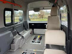 NV350 CARAVAN 4WD
