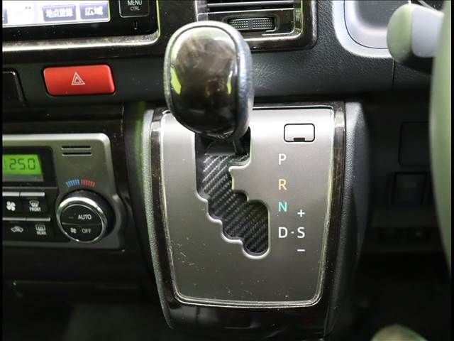 REGIUSACE van 2WD