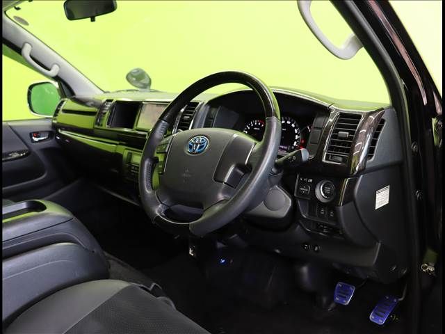 REGIUSACE van 2WD