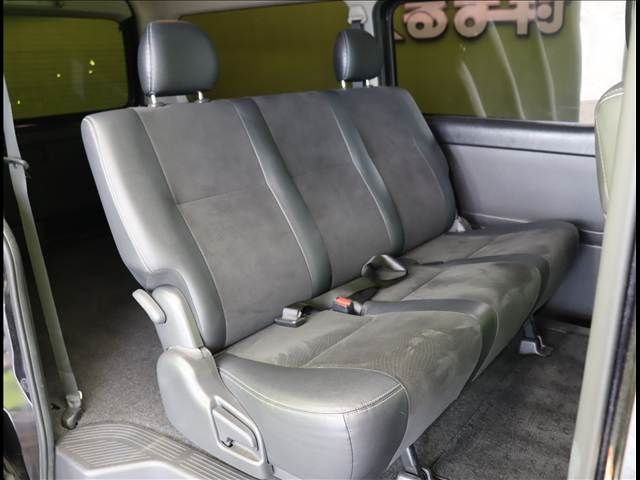 REGIUSACE van 2WD