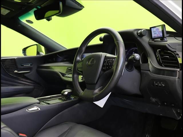 LEXUS LS500h