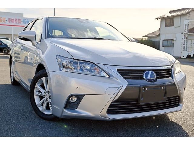 LEXUS CT200h