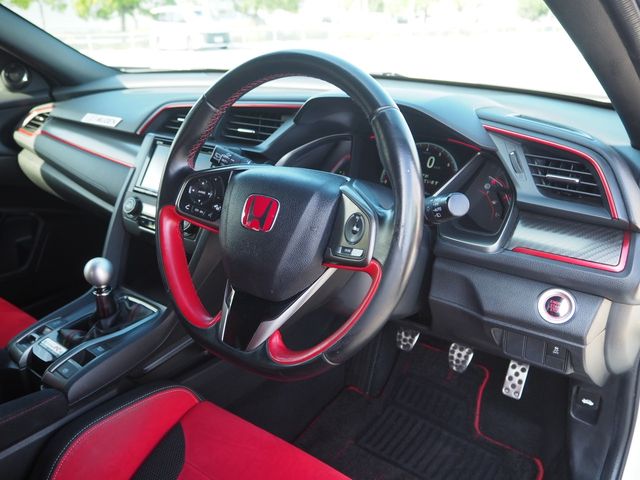 CIVIC hatchback