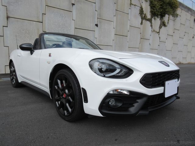 ABARTH 124 SPIDER