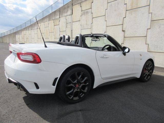 ABARTH 124 SPIDER