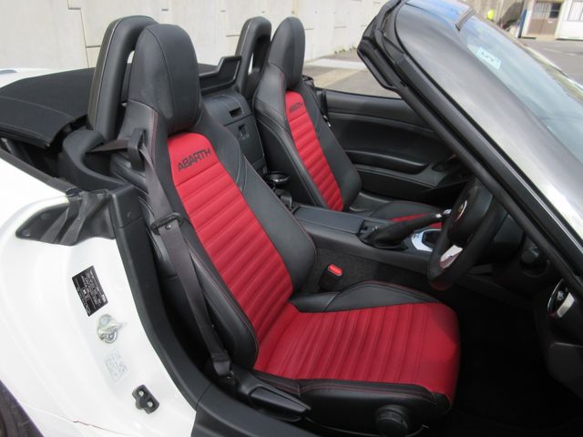 ABARTH 124 SPIDER