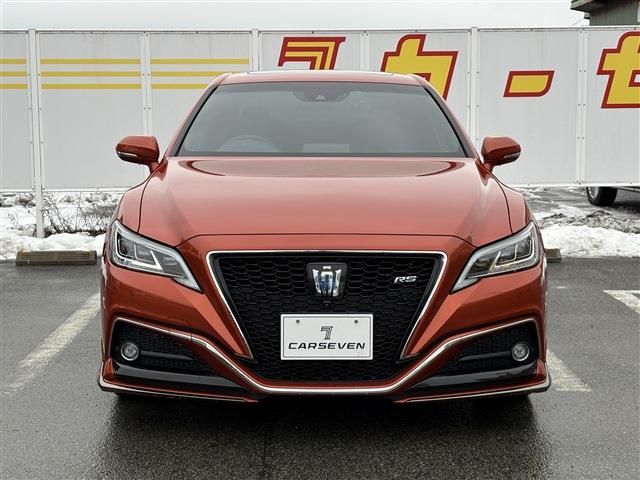 CROWN sedan hybrid 4WD